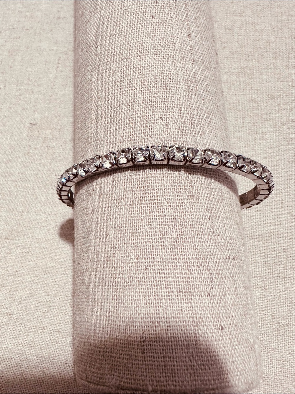 Vintage | Bracelet | Rhinestone Stretch Clear Crystal Cuff - Picture 3 of 7